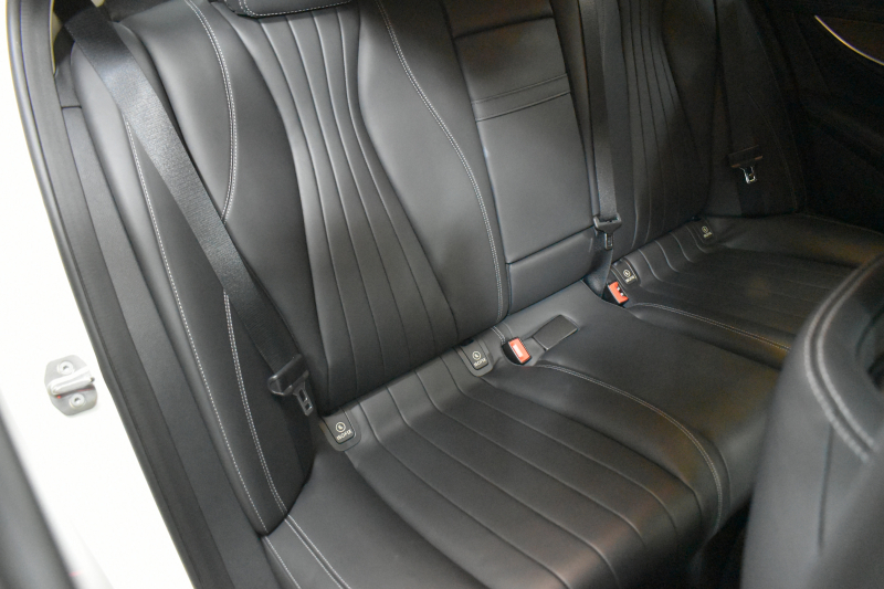 メルセデスベンツ Eクラス E400 4ﾏﾁｯｸ EXCLUSIVE ﾚｰﾀﾞｰｾｰﾌﾃｨP 333馬力V6 4WD ﾋｰﾀｰ黒革 HUD ﾃﾞｨｽﾄﾛ BSM Lﾁｪﾝｼﾞ 専用18AW ｷｰﾚｽGO PTS ﾌｯﾄﾄﾗﾝｸ 地ﾃﾞｼﾞﾅﾋﾞ 360ｶﾒﾗ ﾏﾙﾁｱﾝﾋﾞｴﾝﾄﾗｲﾄ 2年保証