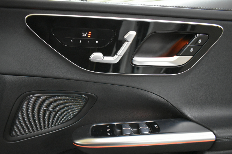 メルセデスベンツ Cクラス C220d ﾜｺﾞﾝ AVG AMGﾗｲﾝ ﾚｻﾞｰｴｸｽｸﾙｰｼﾌﾞ ﾚｰﾀﾞｰSP ISG搭載 ﾋｰﾀｰ黒革 ﾃﾞｨｽﾄﾛ AMGｴｱﾛ18AW ｷｰGO MBUXﾅﾋﾞ360ｶﾒ HUD 2年保証