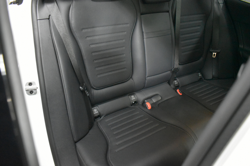 メルセデスベンツ Cクラス C220d ﾜｺﾞﾝ AVG AMGﾗｲﾝ ﾚｻﾞｰｴｸｽｸﾙｰｼﾌﾞ ﾚｰﾀﾞｰSP ISG搭載 ﾋｰﾀｰ黒革 ﾃﾞｨｽﾄﾛ AMGｴｱﾛ18AW ｷｰGO MBUXﾅﾋﾞ360ｶﾒ HUD 2年保証