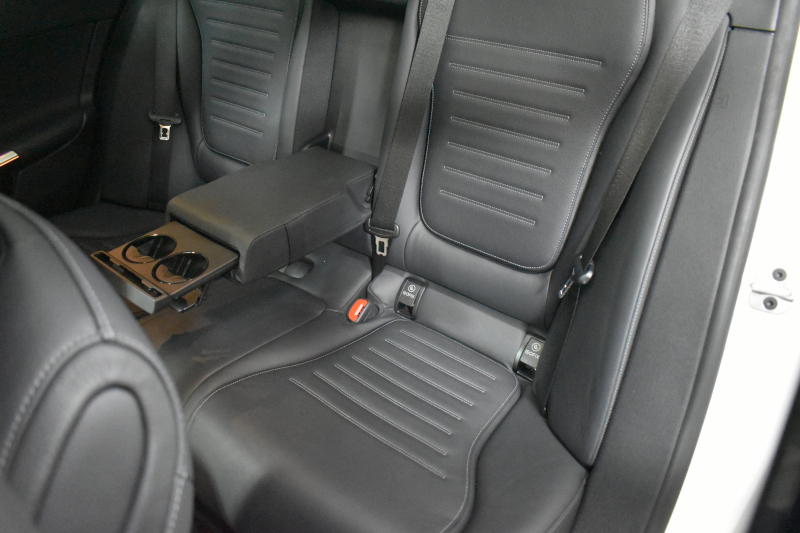 メルセデスベンツ Cクラス C220d ﾜｺﾞﾝ AVG AMGﾗｲﾝ ﾚｻﾞｰｴｸｽｸﾙｰｼﾌﾞ ﾚｰﾀﾞｰSP ISG搭載 ﾋｰﾀｰ黒革 ﾃﾞｨｽﾄﾛ AMGｴｱﾛ18AW ｷｰGO MBUXﾅﾋﾞ360ｶﾒ HUD 2年保証