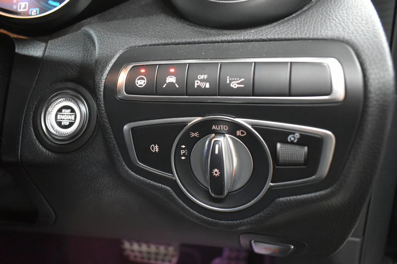 メルセデスベンツ Cクラス C200 ﾛｰﾚｳｽｴﾃﾞｨｼｮﾝ ｽﾎﾟｰﾂ+P ﾚｰﾀﾞｰｾｰﾌﾃｨP 最終特別仕様  9速 BSG搭載 ﾊﾟﾉﾗﾏｻﾝR HUD ﾋｰﾀｰ黒革 ﾃﾞｨｽﾄﾛ BSM Lｷｰﾌﾟ AMGｴｱﾛ18AW ｷｰﾚｽGo PTS 液晶ﾒｰﾀｰ LEDﾍｯﾄﾞﾗｲﾄ 地ﾃﾞｼﾞﾅﾋﾞ Bｶﾒﾗ 2年保証