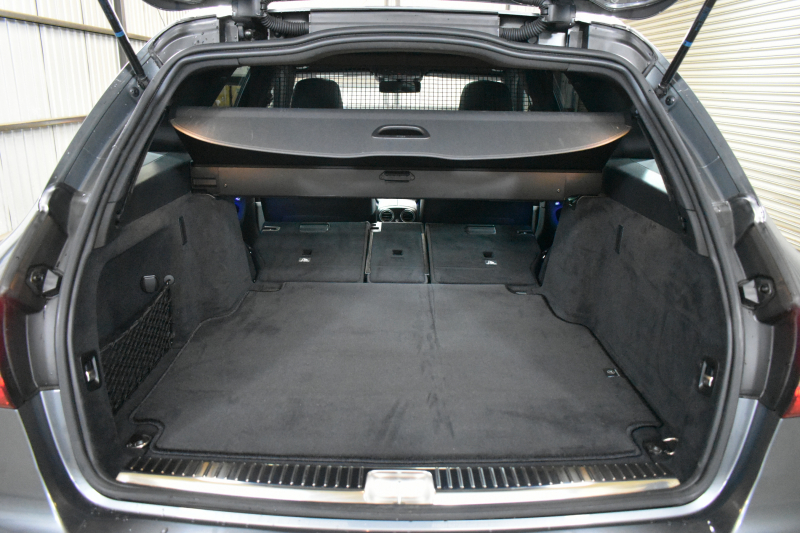 メルセデスベンツ Cクラス C200 ﾛｰﾚｳｽｴﾃﾞｨｼｮﾝ ｽﾎﾟｰﾂ+P ﾚｰﾀﾞｰｾｰﾌﾃｨP 最終特別仕様  9速 BSG搭載 ﾊﾟﾉﾗﾏｻﾝR HUD ﾋｰﾀｰ黒革 ﾃﾞｨｽﾄﾛ BSM Lｷｰﾌﾟ AMGｴｱﾛ18AW ｷｰﾚｽGo PTS 液晶ﾒｰﾀｰ LEDﾍｯﾄﾞﾗｲﾄ 地ﾃﾞｼﾞﾅﾋﾞ Bｶﾒﾗ 2年保証