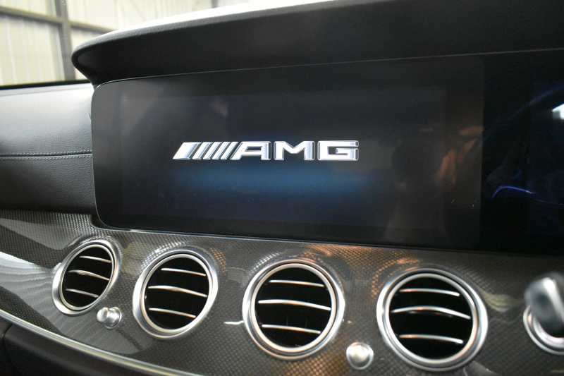 AMG Eクラス E53 4ﾏﾁｯｸ+ ｴｸｽｸﾙｰｼﾌﾞ ﾚｰﾀﾞｰｾｰﾌﾃｨP 後期型 1ｵｰﾅｰ車両 3.0ﾘｯﾀｰ/435馬力 9速AT 4WD ﾊﾟﾉﾗﾏｻﾝﾙｰﾌ ﾋｰﾀｰｸｰﾗｰ黒革 ﾃﾞｨｽﾄﾛ BSM Lﾁｪﾝｼﾞ AMGｴｱﾛ20AW ｷｰﾚｽGO PTS ﾌﾞﾙﾒｽﾀｰ HUD ﾌｯﾄｹﾞｰﾄ LEDﾍｯﾄﾞﾗｲﾄ 地ﾃﾞｼﾞﾅﾋﾞ 360ｶﾒﾗ 2年保証