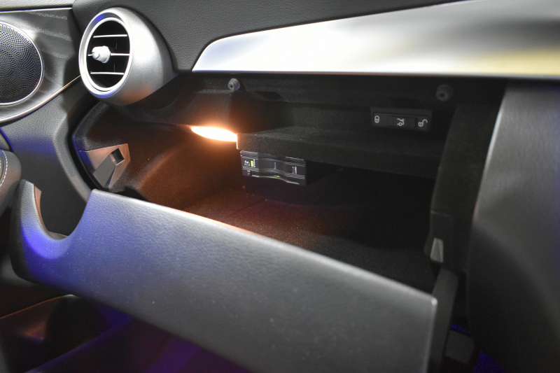 メルセデスベンツ Cクラス C200 ﾛｰﾚｳｽｴﾃﾞｨｼｮﾝ ｽﾎﾟｰﾂ＋P ﾚｰﾀﾞｰｾｰﾌﾃｨP 最終特別仕様 MEｺﾈ BSG搭載 ﾋｰﾀｰ黒革 ﾃﾞｨｽﾄﾛ BSM Lｷｰﾌﾟ AMGｴｱﾛ18AW 液晶ﾒｰﾀｰ HUD 地ﾃﾞｼﾞﾅﾋﾞ ﾊﾞｯｸｶﾒﾗ 2年保証