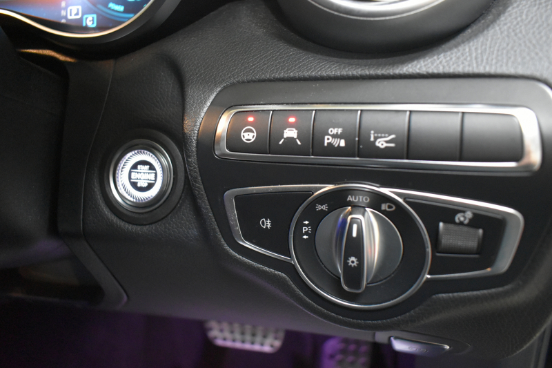 メルセデスベンツ Cクラス C200 ﾛｰﾚｳｽｴﾃﾞｨｼｮﾝ ｽﾎﾟｰﾂ＋P ﾚｰﾀﾞｰｾｰﾌﾃｨP 最終特別仕様 MEｺﾈ BSG搭載 ﾋｰﾀｰ黒革 ﾃﾞｨｽﾄﾛ BSM Lｷｰﾌﾟ AMGｴｱﾛ18AW 液晶ﾒｰﾀｰ HUD 地ﾃﾞｼﾞﾅﾋﾞ ﾊﾞｯｸｶﾒﾗ 2年保証