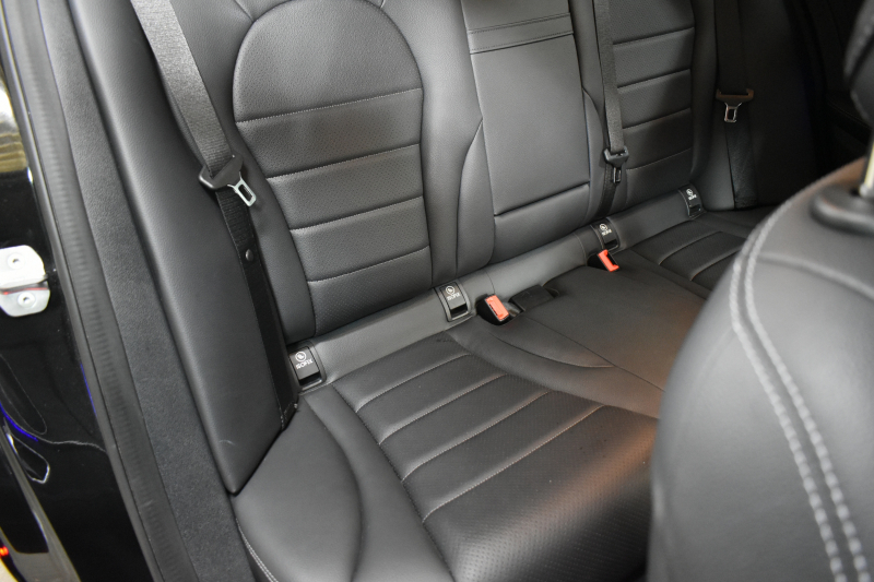 メルセデスベンツ Cクラス C200 ﾛｰﾚｳｽｴﾃﾞｨｼｮﾝ ｽﾎﾟｰﾂ＋P ﾚｰﾀﾞｰｾｰﾌﾃｨP 最終特別仕様 MEｺﾈ BSG搭載 ﾋｰﾀｰ黒革 ﾃﾞｨｽﾄﾛ BSM Lｷｰﾌﾟ AMGｴｱﾛ18AW 液晶ﾒｰﾀｰ HUD 地ﾃﾞｼﾞﾅﾋﾞ ﾊﾞｯｸｶﾒﾗ 2年保証