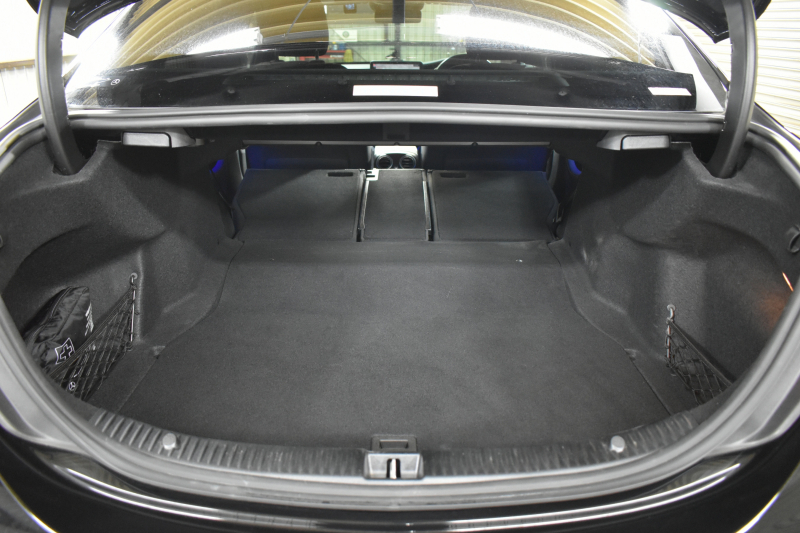 メルセデスベンツ Cクラス C200 ﾛｰﾚｳｽｴﾃﾞｨｼｮﾝ ｽﾎﾟｰﾂ＋P ﾚｰﾀﾞｰｾｰﾌﾃｨP 最終特別仕様 MEｺﾈ BSG搭載 ﾋｰﾀｰ黒革 ﾃﾞｨｽﾄﾛ BSM Lｷｰﾌﾟ AMGｴｱﾛ18AW 液晶ﾒｰﾀｰ HUD 地ﾃﾞｼﾞﾅﾋﾞ ﾊﾞｯｸｶﾒﾗ 2年保証