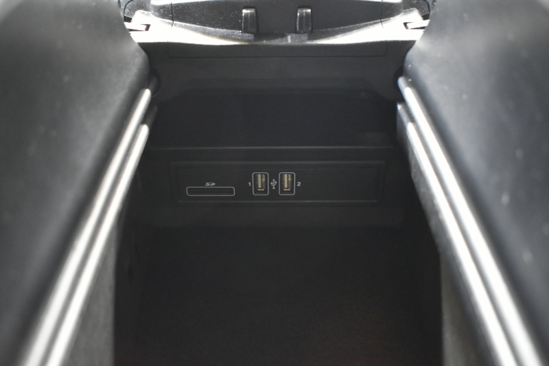 メルセデスベンツ Cクラス C200 ﾛｰﾚｳｽｴﾃﾞｨｼｮﾝ ｽﾎﾟｰﾂ＋P ﾚｰﾀﾞｰｾｰﾌﾃｨP 最終特別仕様 MEｺﾈ BSG搭載 ﾋｰﾀｰ黒革 ﾃﾞｨｽﾄﾛ BSM Lｷｰﾌﾟ AMGｴｱﾛ18AW 液晶ﾒｰﾀｰ HUD 地ﾃﾞｼﾞﾅﾋﾞ ﾊﾞｯｸｶﾒﾗ 2年保証