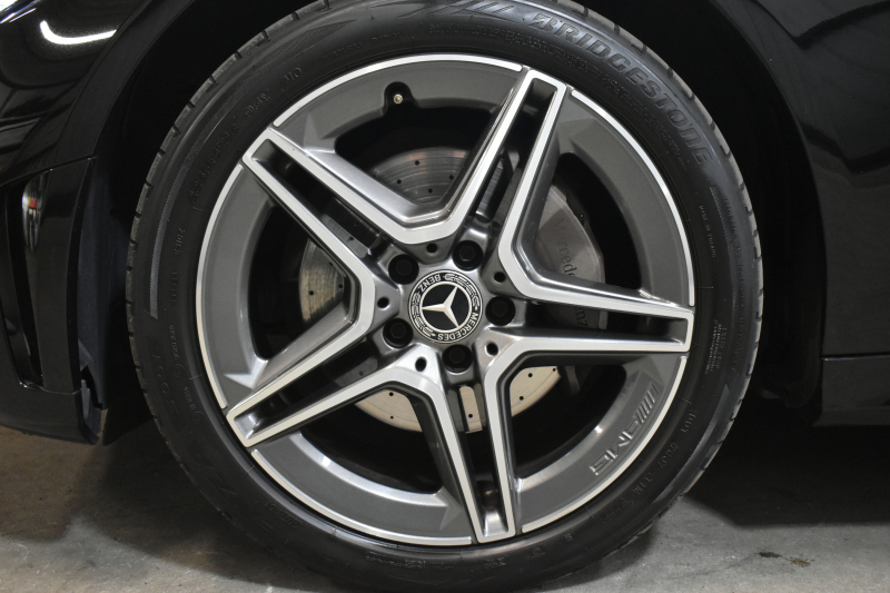 メルセデスベンツ Cクラス C200 ﾛｰﾚｳｽｴﾃﾞｨｼｮﾝ ｽﾎﾟｰﾂ＋P ﾚｰﾀﾞｰｾｰﾌﾃｨP 最終特別仕様 MEｺﾈ BSG搭載 ﾋｰﾀｰ黒革 ﾃﾞｨｽﾄﾛ BSM Lｷｰﾌﾟ AMGｴｱﾛ18AW 液晶ﾒｰﾀｰ HUD 地ﾃﾞｼﾞﾅﾋﾞ ﾊﾞｯｸｶﾒﾗ 2年保証