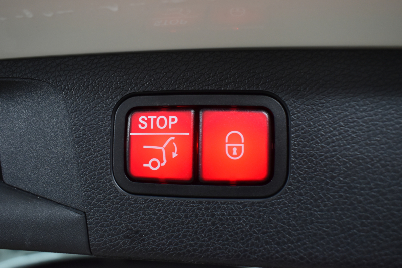 メルセデスベンツ Eクラス E200ﾜｺﾞﾝ AVG BSG搭載 AMGﾗｲﾝ ｴｸｽｸﾙｰｼﾌﾞP ﾚｰﾀﾞｰｾｰﾌﾃｨP ﾊﾟﾉﾗﾏｻﾝﾙｰﾌ 革 AMGｴｱﾛ19AW ﾌﾞﾙﾒｽﾀｰS HUD ｴｱﾊﾞﾗﾝｽP ﾅﾋﾞTV 360ｶﾒﾗ ﾌｯﾄｹﾞｰﾄ ﾃﾞｨｽﾄﾛﾆｯｸ ﾌﾞﾗｲﾝﾄﾞS 2年保証