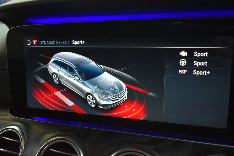 メルセデスベンツ Eクラス E200ﾜｺﾞﾝ AVG BSG搭載 AMGﾗｲﾝ ｴｸｽｸﾙｰｼﾌﾞP ﾚｰﾀﾞｰｾｰﾌﾃｨP ﾊﾟﾉﾗﾏｻﾝﾙｰﾌ 革 AMGｴｱﾛ19AW ﾌﾞﾙﾒｽﾀｰS HUD ｴｱﾊﾞﾗﾝｽP ﾅﾋﾞTV 360ｶﾒﾗ ﾌｯﾄｹﾞｰﾄ ﾃﾞｨｽﾄﾛﾆｯｸ ﾌﾞﾗｲﾝﾄﾞS 2年保証