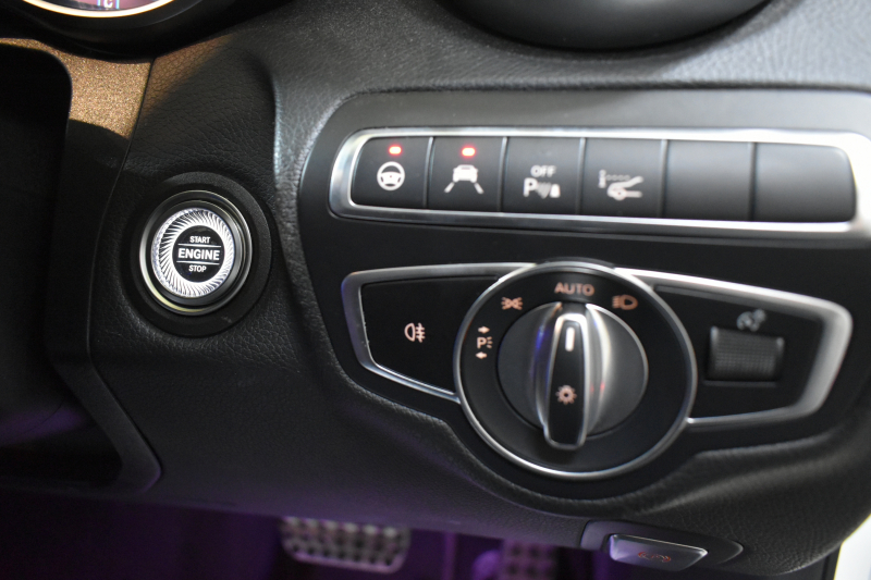 メルセデスベンツ Cクラス C200 ﾛｰﾚｳｽｴﾃﾞｨｼｮﾝ ｽﾎﾟｰﾂ＋P ﾚｰﾀﾞｰｾｰﾌﾃｨP 最終特別仕様 MEｺﾈ BSG搭載 ﾋｰﾀｰ黒革 ﾃﾞｨｽﾄﾛ BSM Lｷｰﾌﾟ AMGｴｱﾛ18AW 液晶ﾒｰﾀｰ HUD 地ﾃﾞｼﾞﾅﾋﾞ ﾊﾞｯｸｶﾒﾗ 2年保証