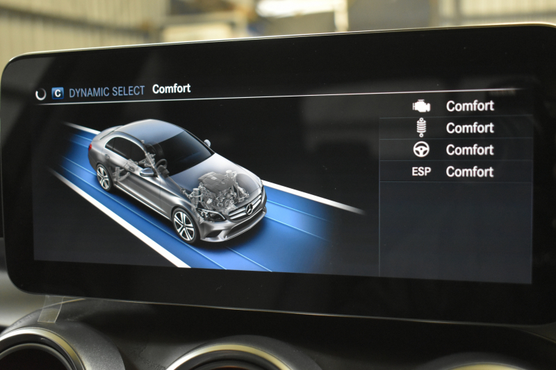 メルセデスベンツ Cクラス C200 ﾛｰﾚｳｽｴﾃﾞｨｼｮﾝ ｽﾎﾟｰﾂ＋P ﾚｰﾀﾞｰｾｰﾌﾃｨP 最終特別仕様 MEｺﾈ BSG搭載 ﾋｰﾀｰ黒革 ﾃﾞｨｽﾄﾛ BSM Lｷｰﾌﾟ AMGｴｱﾛ18AW 液晶ﾒｰﾀｰ HUD 地ﾃﾞｼﾞﾅﾋﾞ ﾊﾞｯｸｶﾒﾗ 2年保証