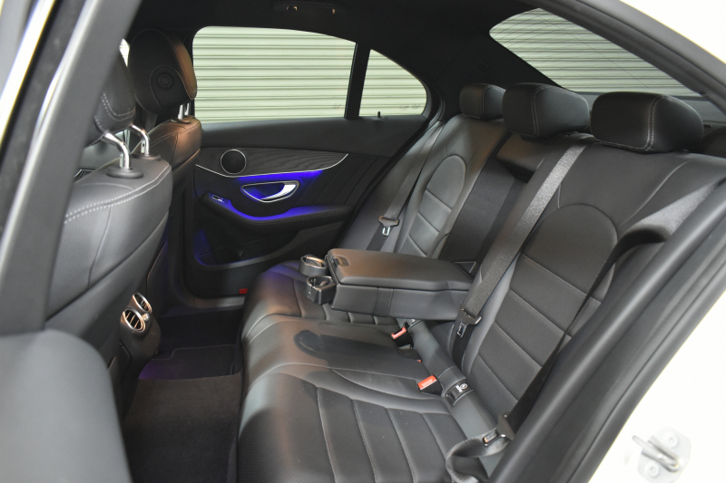 メルセデスベンツ Cクラス C200 ﾛｰﾚｳｽｴﾃﾞｨｼｮﾝ ｽﾎﾟｰﾂ＋P ﾚｰﾀﾞｰｾｰﾌﾃｨP 最終特別仕様 MEｺﾈ BSG搭載 ﾋｰﾀｰ黒革 ﾃﾞｨｽﾄﾛ BSM Lｷｰﾌﾟ AMGｴｱﾛ18AW 液晶ﾒｰﾀｰ HUD 地ﾃﾞｼﾞﾅﾋﾞ ﾊﾞｯｸｶﾒﾗ 2年保証