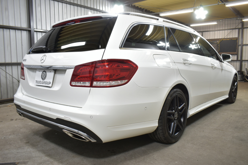 メルセデスベンツ Eクラス E250ﾜｺﾞﾝ AVG AMGｽﾎﾟｰﾂP ﾚｰﾀﾞｰｾｰﾌﾃｨP 後期 ﾊﾟﾉﾗﾏｻﾝﾙｰﾌ 革 AMGｴｱﾛ18AW ﾃﾞｨｽﾄﾛﾆｯｸ ﾌﾞﾗｲﾝﾄﾞｽﾎﾟｯﾄ ﾚｰﾝｷｰﾌﾟ ｱﾝﾋﾞｴﾝﾄﾗｲﾄ LEDﾍｯﾄﾞﾗｲﾄ ﾅﾋﾞTV ﾊﾞｯｸｶﾒﾗ ｷｰﾚｽｺﾞｰ ｵｰﾄﾃｰﾙｹﾞｰﾄ 2年保証