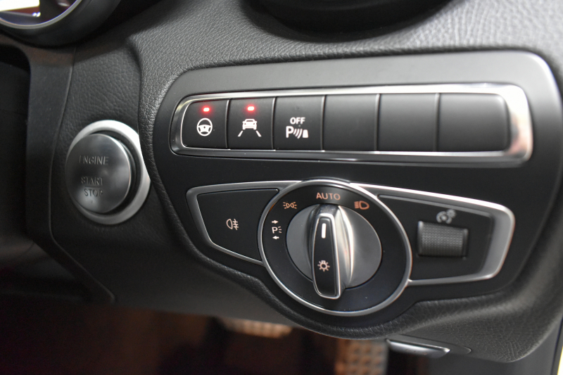 メルセデスベンツ Cクラス C180 ﾜｺﾞﾝ ﾛｰﾚｳｽｴﾃﾞｨｼｮﾝ ﾚｰﾀﾞｰｾｰﾌﾃｨP 特別仕様車 MEｺﾈｸﾄ ﾊﾟﾉﾗﾏｻﾝﾙｰﾌ ﾋｰﾀｰ黒革 ﾃﾞｨｽﾄﾛ BSM Lｷｰﾌﾟ AMGｴｱﾛ18AW ｷｰﾚｽGO PTS 電動ﾘｱｹﾞｰﾄ LEDﾍｯﾄﾞﾗｲﾄ 地ﾃﾞｼﾞﾅﾋﾞ Bｶﾒﾗ 2年保証