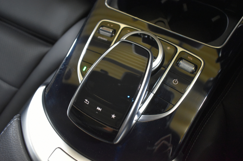 メルセデスベンツ Cクラス C180 ﾜｺﾞﾝ ﾛｰﾚｳｽｴﾃﾞｨｼｮﾝ ﾚｰﾀﾞｰｾｰﾌﾃｨP 特別仕様車 MEｺﾈｸﾄ ﾊﾟﾉﾗﾏｻﾝﾙｰﾌ ﾋｰﾀｰ黒革 ﾃﾞｨｽﾄﾛ BSM Lｷｰﾌﾟ AMGｴｱﾛ18AW ｷｰﾚｽGO PTS 電動ﾘｱｹﾞｰﾄ LEDﾍｯﾄﾞﾗｲﾄ 地ﾃﾞｼﾞﾅﾋﾞ Bｶﾒﾗ 2年保証