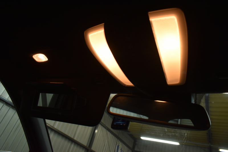 メルセデスベンツ Cクラス C200BE AVG ﾚｰﾀﾞｰｾｰﾌﾃｨP後期型 ﾃﾞｨｽﾄﾛﾆｯｸﾌﾟﾗｽ ﾌﾞﾗｲﾝﾄﾞｽﾎﾟｯﾄ ｷｰﾚｽGo AMGｴｱﾛ ﾊﾟｰｸﾄﾛﾆｯｸ 地デジBｶﾒﾗ 2年保証