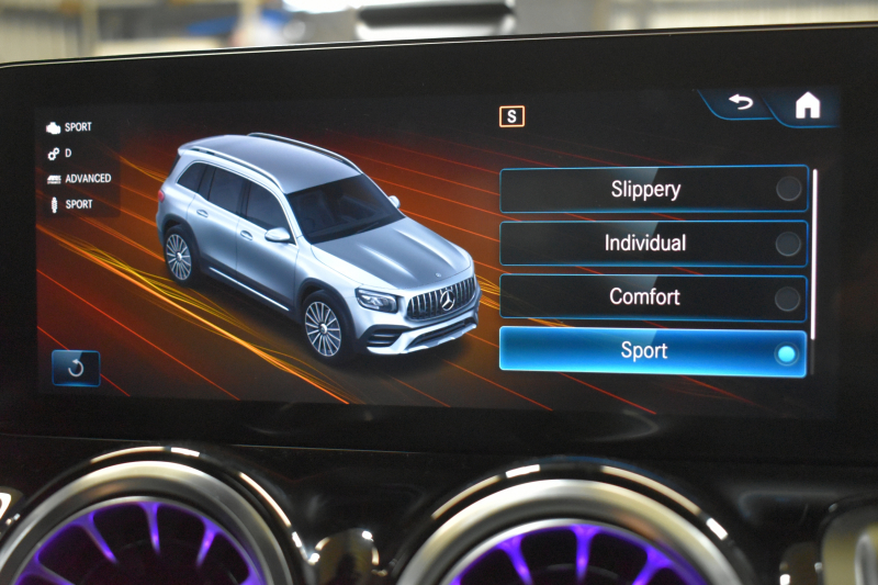 AMG GLB MercedesAMG GLB35 4ﾏﾁｯｸ AMGｱﾄﾞﾊﾞﾝｽﾄﾞ＆ﾊﾟﾌｫｰﾏﾝｽP ﾚｰﾀﾞｰｾｰﾌﾃｨP  ﾊﾟﾉﾗﾏｻﾝﾙｰﾌ ﾋｰﾀｰ黒/赤革 対話式ﾅﾋﾞ ﾃﾞｨｽﾄﾛﾆｯｸ ﾌﾞﾗｲﾝﾄﾞｽﾎﾟｯﾄ ﾚｰﾝｷｰﾌﾟ AMGｴｱﾛ19AW ｷｰﾚｽGO PTS ﾍｯﾄﾞｱｯﾌﾟD  地ﾃﾞｼﾞﾅﾋﾞ 360ｶﾒﾗ