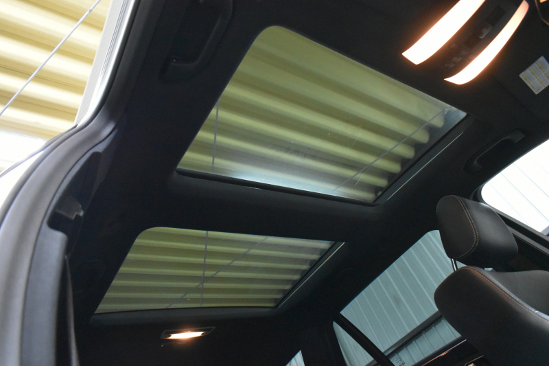 メルセデスベンツ Cクラス C200ﾜｺﾞﾝ AVG AMGﾗｲﾝ ﾚｰﾀﾞｰSP 後期型 ﾃﾞｨｽﾄﾛ Lﾁｪﾝｼﾞ 誤発進 ﾋｰﾀｰ黒革 AMGｴｱﾛ18AW ｷｰﾚｽGo PTS 電動Rｹﾞｰﾄ 地ﾃﾞｼﾞBｶﾒﾗ 2年保証