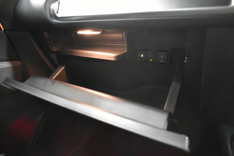 メルセデスベンツ GLB GLB250 4ﾏﾁｯｸ ｽﾎﾟｰﾂ AMGﾗｲﾝ ﾅｲﾄP ﾚｰﾀﾞｰｾｰﾌﾃｨP 黒革 AMGｴｱﾛ20AW MBUXﾅﾋﾞTV 360ｶﾒﾗ ﾃﾞｨｽﾄﾛﾆｯｸ ﾌﾞﾗｲﾝﾄﾞｽﾎﾟｯﾄ ﾚｰﾝｷｰﾌﾟ ｷｰﾚｽGO ﾌｯﾄｹﾞｰﾄ ﾜｲﾔﾚｽﾁｬｰｼﾞ ﾏﾙﾁｶﾗｰｱﾝﾋﾞｴﾝﾄ 3列ｼｰﾄ7人乗 2年保証