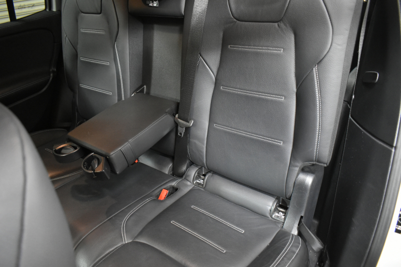 メルセデスベンツ GLB GLB250 4ﾏﾁｯｸ ｽﾎﾟｰﾂ AMGﾗｲﾝ ﾅｲﾄP ﾚｰﾀﾞｰｾｰﾌﾃｨP 黒革 AMGｴｱﾛ20AW MBUXﾅﾋﾞTV 360ｶﾒﾗ ﾃﾞｨｽﾄﾛﾆｯｸ ﾌﾞﾗｲﾝﾄﾞｽﾎﾟｯﾄ ﾚｰﾝｷｰﾌﾟ ｷｰﾚｽGO ﾌｯﾄｹﾞｰﾄ ﾜｲﾔﾚｽﾁｬｰｼﾞ ﾏﾙﾁｶﾗｰｱﾝﾋﾞｴﾝﾄ 3列ｼｰﾄ7人乗 2年保証