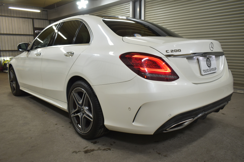 メルセデスベンツ Cクラス C200 AVG AMGﾗｲﾝ ﾚｻﾞｰｴｸｽｸﾙｰｼﾌﾞP ﾚｰﾀﾞｰｾｰﾌﾃｨP 後期 ﾊﾟﾉﾗﾏｻﾝﾙｰﾌ 革 ﾌﾞﾙﾒｽﾀｰS HUD ｴｱﾊﾞﾗﾝｽP 液晶ﾒｰﾀｰ ﾌｯﾄﾄﾗﾝｸ AMGｴｱﾛ18AW ﾃﾞｨｽﾄﾛ ﾌﾞﾗｲﾝﾄﾞS ﾚｰﾝｷｰﾌﾟ ﾅﾋﾞTV Bｶﾒﾗ ｷｰﾚｽｺﾞｰ 2年保証