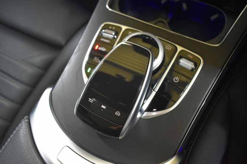 メルセデスベンツ Cクラス C200 AVG AMGﾗｲﾝ ﾚｻﾞｰｴｸｽｸﾙｰｼﾌﾞP ﾚｰﾀﾞｰｾｰﾌﾃｨP 後期 ﾊﾟﾉﾗﾏｻﾝﾙｰﾌ 革 ﾌﾞﾙﾒｽﾀｰS HUD ｴｱﾊﾞﾗﾝｽP 液晶ﾒｰﾀｰ ﾌｯﾄﾄﾗﾝｸ AMGｴｱﾛ18AW ﾃﾞｨｽﾄﾛ ﾌﾞﾗｲﾝﾄﾞS ﾚｰﾝｷｰﾌﾟ ﾅﾋﾞTV Bｶﾒﾗ ｷｰﾚｽｺﾞｰ 2年保証