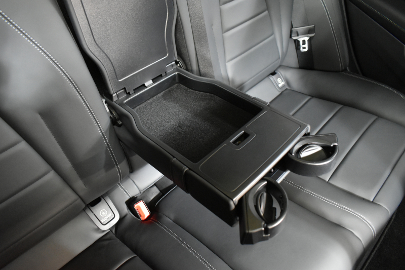 メルセデスベンツ Eクラス E200 ｽﾎﾟｰﾂ BSG搭載 ｴｸｽｸﾙｰｼﾌﾞP AMGﾗｲﾝｲﾝﾃﾘｱP ﾚｰﾀﾞｰｾｰﾌﾃｨP 後期型 ﾊﾟﾉﾗﾏｻﾝﾙｰﾌ 革 ﾌﾞﾙﾒｽﾀｰ HUD ｴｱﾊﾞﾗﾝｽP ﾊﾟﾜｰﾄﾗﾝｸ AMGｴｱﾛ19AW MBUXARﾅﾋﾞTV 360ｶﾒﾗ ﾜｲﾔﾚｽﾁｬｰｼﾞ ﾃﾞｨｽﾄﾛ ﾌﾞﾗｲﾝﾄﾞS ﾚｰﾝｷｰﾌﾟ 2年保証