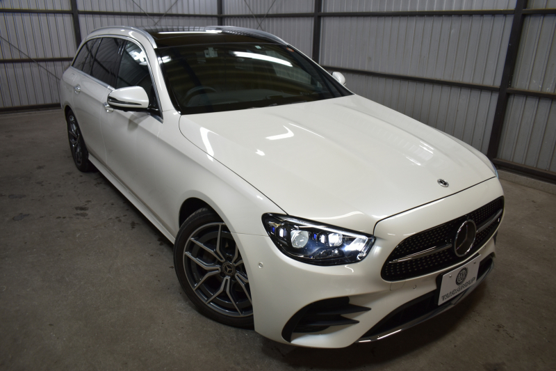 メルセデスベンツ Eクラス E200 ｽﾎﾟｰﾂ BSG搭載 ｴｸｽｸﾙｰｼﾌﾞP AMGﾗｲﾝｲﾝﾃﾘｱP ﾚｰﾀﾞｰｾｰﾌﾃｨP 後期型 ﾊﾟﾉﾗﾏｻﾝﾙｰﾌ 革 ﾌﾞﾙﾒｽﾀｰ HUD ｴｱﾊﾞﾗﾝｽP ﾊﾟﾜｰﾄﾗﾝｸ AMGｴｱﾛ19AW MBUXARﾅﾋﾞTV 360ｶﾒﾗ ﾜｲﾔﾚｽﾁｬｰｼﾞ ﾃﾞｨｽﾄﾛ ﾌﾞﾗｲﾝﾄﾞS ﾚｰﾝｷｰﾌﾟ 2年保証