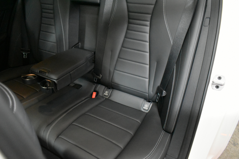 メルセデスベンツ Eクラス E200 ｽﾎﾟｰﾂ BSG搭載 ｴｸｽｸﾙｰｼﾌﾞP AMGﾗｲﾝｲﾝﾃﾘｱP ﾚｰﾀﾞｰｾｰﾌﾃｨP 後期型 ﾊﾟﾉﾗﾏｻﾝﾙｰﾌ 革 ﾌﾞﾙﾒｽﾀｰ HUD ｴｱﾊﾞﾗﾝｽP ﾊﾟﾜｰﾄﾗﾝｸ AMGｴｱﾛ19AW MBUXARﾅﾋﾞTV 360ｶﾒﾗ ﾜｲﾔﾚｽﾁｬｰｼﾞ ﾃﾞｨｽﾄﾛ ﾌﾞﾗｲﾝﾄﾞS ﾚｰﾝｷｰﾌﾟ 2年保証