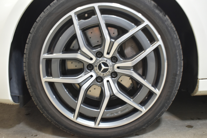 メルセデスベンツ Eクラス E200 ｽﾎﾟｰﾂ BSG搭載 ｴｸｽｸﾙｰｼﾌﾞP AMGﾗｲﾝｲﾝﾃﾘｱP ﾚｰﾀﾞｰｾｰﾌﾃｨP 後期型 ﾊﾟﾉﾗﾏｻﾝﾙｰﾌ 革 ﾌﾞﾙﾒｽﾀｰ HUD ｴｱﾊﾞﾗﾝｽP ﾊﾟﾜｰﾄﾗﾝｸ AMGｴｱﾛ19AW MBUXARﾅﾋﾞTV 360ｶﾒﾗ ﾜｲﾔﾚｽﾁｬｰｼﾞ ﾃﾞｨｽﾄﾛ ﾌﾞﾗｲﾝﾄﾞS ﾚｰﾝｷｰﾌﾟ 2年保証