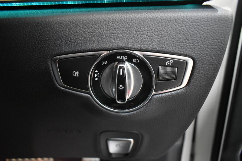 メルセデスベンツ Eクラス E200 ｽﾎﾟｰﾂ BSG搭載 ｴｸｽｸﾙｰｼﾌﾞP AMGﾗｲﾝｲﾝﾃﾘｱP ﾚｰﾀﾞｰｾｰﾌﾃｨP 後期型 ﾊﾟﾉﾗﾏｻﾝﾙｰﾌ 革 ﾌﾞﾙﾒｽﾀｰ HUD ｴｱﾊﾞﾗﾝｽP ﾊﾟﾜｰﾄﾗﾝｸ AMGｴｱﾛ19AW MBUXARﾅﾋﾞTV 360ｶﾒﾗ ﾜｲﾔﾚｽﾁｬｰｼﾞ ﾃﾞｨｽﾄﾛ ﾌﾞﾗｲﾝﾄﾞS ﾚｰﾝｷｰﾌﾟ 2年保証