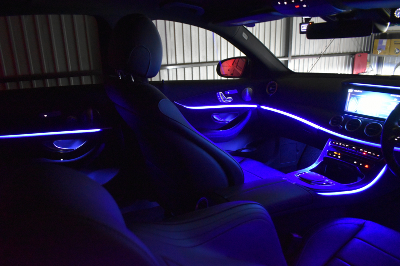 メルセデスベンツ Eクラス E220d ｽﾎﾟｰﾂ BSG搭載 ｴｸｽｸﾙｰｼﾌﾞP AMGﾗｲﾝｲﾝﾃﾘｱP ﾚｰﾀﾞｰｾｰﾌﾃｨP 後期型 革 ﾌﾞﾙﾒｽﾀｰ HUD ｴｱﾊﾞﾗﾝｽP ﾊﾟﾜｰﾄﾗﾝｸ AMGｴｱﾛ19AW MBUXARﾅﾋﾞTV 360ｶﾒﾗ ﾜｲﾔﾚｽﾁｬｰｼﾞ ﾃﾞｨｽﾄﾛ ﾌﾞﾗｲﾝﾄﾞS ﾚｰﾝｷｰﾌﾟ 2年保証