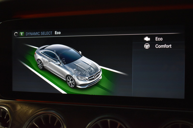 メルセデスベンツ Eクラス E200 ｸｰﾍﾟ ｽﾎﾟｰﾂ ﾚｻﾞｰﾊﾟｯｹｰｼﾞ ﾚｰﾀﾞｰｾｰﾌﾃｨP ﾊﾟﾉﾗﾏｻﾝﾙｰﾌ ﾋｰﾀｰｸｰﾗｰ赤黒革 ﾃﾞｨｽﾄﾛ BSM Lﾁｪﾝｼﾞ AMGｴｱﾛ19AW ｷｰGO PTS ﾌﾞﾙﾒｽﾀｰ HUD 地ﾃﾞｼﾞ360ｶﾒﾗ 2年保証