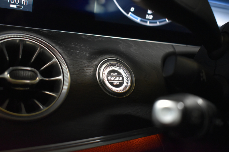 メルセデスベンツ Eクラス E200 ｸｰﾍﾟ ｽﾎﾟｰﾂ ﾚｻﾞｰﾊﾟｯｹｰｼﾞ ﾚｰﾀﾞｰｾｰﾌﾃｨP ﾊﾟﾉﾗﾏｻﾝﾙｰﾌ ﾋｰﾀｰｸｰﾗｰ赤黒革 ﾃﾞｨｽﾄﾛ BSM Lﾁｪﾝｼﾞ AMGｴｱﾛ19AW ｷｰGO PTS ﾌﾞﾙﾒｽﾀｰ HUD 地ﾃﾞｼﾞ360ｶﾒﾗ 2年保証