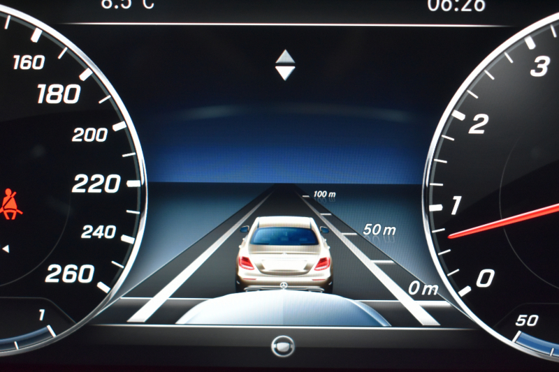 メルセデスベンツ Eクラス E200 AVGｽﾎﾟｰﾂ ﾚｻﾞｰｴｸｽｸﾙｰｼﾌﾞP ﾚｰﾀﾞｰｾｰﾌﾃｨP ﾊﾟﾉﾗﾏｻﾝﾙｰﾌ 革 ﾌﾞﾙﾒｽﾀｰｻｳﾝﾄﾞ ｴｱﾊﾞﾗﾝｽP ｵｰﾄﾄﾗﾝｸ AMGｴｱﾛ19AW ﾃﾞｨｽﾄﾛﾆｯｸ ﾌﾞﾗｲﾝﾄﾞｽﾎﾟｯﾄ ﾚｰﾝｷｰﾌﾟ ﾅﾋﾞTV 360ｶﾒﾗ ｷｰﾚｽｺﾞｰ 2年保証