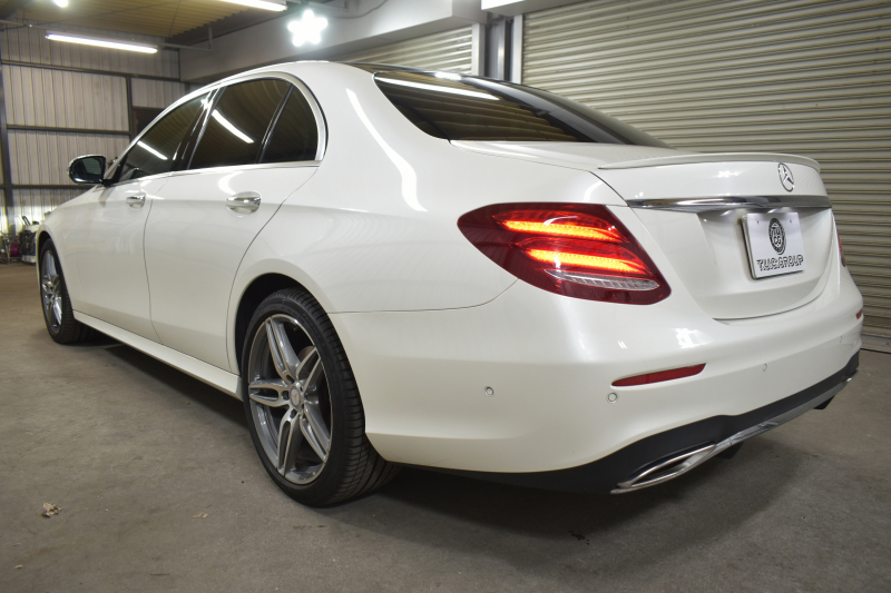 メルセデスベンツ Eクラス E200 AVGｽﾎﾟｰﾂ ﾚｻﾞｰｴｸｽｸﾙｰｼﾌﾞP ﾚｰﾀﾞｰｾｰﾌﾃｨP ﾊﾟﾉﾗﾏｻﾝﾙｰﾌ 革 ﾌﾞﾙﾒｽﾀｰｻｳﾝﾄﾞ ｴｱﾊﾞﾗﾝｽP ｵｰﾄﾄﾗﾝｸ AMGｴｱﾛ19AW ﾃﾞｨｽﾄﾛﾆｯｸ ﾌﾞﾗｲﾝﾄﾞｽﾎﾟｯﾄ ﾚｰﾝｷｰﾌﾟ ﾅﾋﾞTV 360ｶﾒﾗ ｷｰﾚｽｺﾞｰ 2年保証