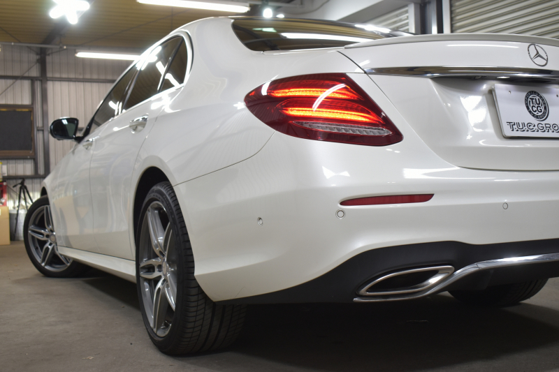 メルセデスベンツ Eクラス E200 AVGｽﾎﾟｰﾂ ﾚｻﾞｰｴｸｽｸﾙｰｼﾌﾞP ﾚｰﾀﾞｰｾｰﾌﾃｨP ﾊﾟﾉﾗﾏｻﾝﾙｰﾌ 革 ﾌﾞﾙﾒｽﾀｰｻｳﾝﾄﾞ ｴｱﾊﾞﾗﾝｽP ｵｰﾄﾄﾗﾝｸ AMGｴｱﾛ19AW ﾃﾞｨｽﾄﾛﾆｯｸ ﾌﾞﾗｲﾝﾄﾞｽﾎﾟｯﾄ ﾚｰﾝｷｰﾌﾟ ﾅﾋﾞTV 360ｶﾒﾗ ｷｰﾚｽｺﾞｰ 2年保証