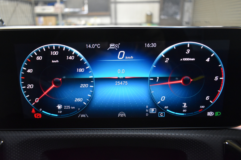 メルセデスベンツ CLAクラス CLA200d ｼｭｰﾃｨﾝｸﾞﾌﾞﾚｰｸ AMGﾗｲﾝP AMGﾚｻﾞｰｴｸｽｸﾙｰｼﾌﾞ ｱﾄﾞﾊﾞﾝｽﾄﾞP ﾚｰﾀﾞｰｾｰﾌﾃｨP 燃費18.2km ﾃﾞｨｰｾﾞﾙTB ﾊﾟﾉﾗﾏｻﾝﾙｰﾌ ﾋｰﾀｰ黒灰革 ﾃﾞｨｽﾄﾛ BSM Lﾁｪﾝｼﾞ AMGｴｱﾛ18AW ｷｰﾚｽGO PTS  HUD 対話式ﾅﾋﾞ 360ｶﾒﾗ 2年保証