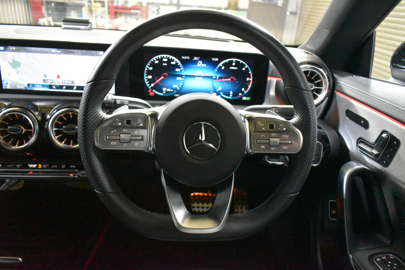 メルセデスベンツ CLAクラス CLA200d ｼｭｰﾃｨﾝｸﾞﾌﾞﾚｰｸ AMGﾗｲﾝP AMGﾚｻﾞｰｴｸｽｸﾙｰｼﾌﾞ ｱﾄﾞﾊﾞﾝｽﾄﾞP ﾚｰﾀﾞｰｾｰﾌﾃｨP 燃費18.2km ﾃﾞｨｰｾﾞﾙTB ﾊﾟﾉﾗﾏｻﾝﾙｰﾌ ﾋｰﾀｰ黒灰革 ﾃﾞｨｽﾄﾛ BSM Lﾁｪﾝｼﾞ AMGｴｱﾛ18AW ｷｰﾚｽGO PTS  HUD 対話式ﾅﾋﾞ 360ｶﾒﾗ 2年保証
