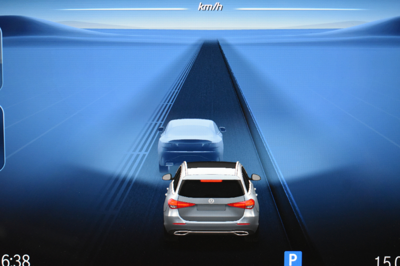 メルセデスベンツ Cクラス C200ﾜｺﾞﾝ AVG ISG搭載ﾓﾃﾞﾙ AMGﾗｲﾝP ﾚｻﾞｰｴｸｽｸﾙｰｼﾌﾞP ﾍﾞｰｼｯｸP ﾚｰﾀﾞｰｾｰﾌﾃｨP ﾊﾟﾉﾗﾏｻﾝﾙｰﾌ ﾘｱｱｸｽﾙｽﾃｱﾘﾝｸﾞ 革 MBUXARﾅﾋﾞTV HUD AMGｴｱﾛ18AW ﾃﾞｨｽﾄﾛﾆｯｸ ﾜｲﾔﾚｽﾁｬｰｼﾞ 360ｶﾒﾗ ｵｰﾄﾃｰﾙｹﾞｰﾄ 2年保証