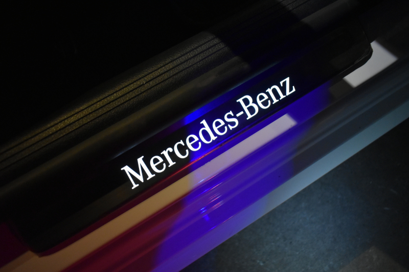 メルセデスベンツ Cクラス C200ﾜｺﾞﾝ AVG ISG搭載ﾓﾃﾞﾙ AMGﾗｲﾝP ﾚｻﾞｰｴｸｽｸﾙｰｼﾌﾞP ﾍﾞｰｼｯｸP ﾚｰﾀﾞｰｾｰﾌﾃｨP ﾊﾟﾉﾗﾏｻﾝﾙｰﾌ ﾘｱｱｸｽﾙｽﾃｱﾘﾝｸﾞ 革 MBUXARﾅﾋﾞTV HUD AMGｴｱﾛ18AW ﾃﾞｨｽﾄﾛﾆｯｸ ﾜｲﾔﾚｽﾁｬｰｼﾞ 360ｶﾒﾗ ｵｰﾄﾃｰﾙｹﾞｰﾄ 2年保証