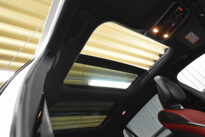 メルセデスベンツ Cクラス C200ﾜｺﾞﾝ AVG ISG搭載ﾓﾃﾞﾙ AMGﾗｲﾝP ﾚｻﾞｰｴｸｽｸﾙｰｼﾌﾞP ﾍﾞｰｼｯｸP ﾚｰﾀﾞｰｾｰﾌﾃｨP ﾊﾟﾉﾗﾏｻﾝﾙｰﾌ ﾘｱｱｸｽﾙｽﾃｱﾘﾝｸﾞ 革 MBUXARﾅﾋﾞTV HUD AMGｴｱﾛ18AW ﾃﾞｨｽﾄﾛﾆｯｸ ﾜｲﾔﾚｽﾁｬｰｼﾞ 360ｶﾒﾗ ｵｰﾄﾃｰﾙｹﾞｰﾄ 2年保証