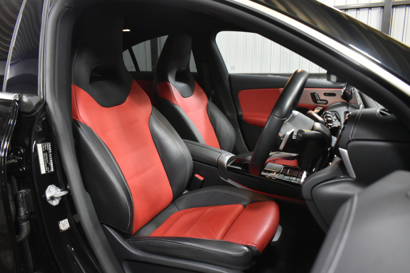 メルセデスベンツ CLAクラス CLA200d AMGﾗｲﾝ AMGﾚｻﾞｰｴｸｽｸﾙｰｼﾌﾞP ｱﾄﾞﾊﾞﾝｽﾄﾞP ﾅﾋﾞｹﾞｰｼｮﾝP ﾚｰﾀﾞｰｾｰﾌﾃｨP 1ｵｰﾅｰ ﾊﾟﾉﾗﾏｻﾝﾙｰﾌ 赤黒革 AMGｴｱﾛ18AW MBUXﾅﾋﾞTV ﾍｯﾄﾞｱｯﾌﾟD 360ｶﾒﾗ ﾃﾞｨｽﾄﾛﾆｯｸ ﾌﾞﾗｲﾝﾄﾞｽﾎﾟｯﾄ ﾚｰﾝｷｰﾌﾟ ﾌｯﾄﾄﾗﾝｸ ｷｰﾚｽGO 2年保証