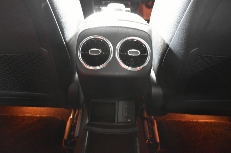 メルセデスベンツ CLAクラス CLA200d AMGﾗｲﾝ AMGﾚｻﾞｰｴｸｽｸﾙｰｼﾌﾞP ｱﾄﾞﾊﾞﾝｽﾄﾞP ﾅﾋﾞｹﾞｰｼｮﾝP ﾚｰﾀﾞｰｾｰﾌﾃｨP 1ｵｰﾅｰ ﾊﾟﾉﾗﾏｻﾝﾙｰﾌ 赤黒革 AMGｴｱﾛ18AW MBUXﾅﾋﾞTV ﾍｯﾄﾞｱｯﾌﾟD 360ｶﾒﾗ ﾃﾞｨｽﾄﾛﾆｯｸ ﾌﾞﾗｲﾝﾄﾞｽﾎﾟｯﾄ ﾚｰﾝｷｰﾌﾟ ﾌｯﾄﾄﾗﾝｸ ｷｰﾚｽGO 2年保証