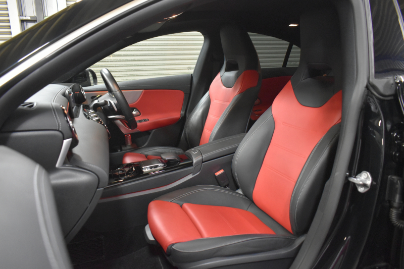 メルセデスベンツ CLAクラス CLA200d AMGﾗｲﾝ AMGﾚｻﾞｰｴｸｽｸﾙｰｼﾌﾞP ｱﾄﾞﾊﾞﾝｽﾄﾞP ﾅﾋﾞｹﾞｰｼｮﾝP ﾚｰﾀﾞｰｾｰﾌﾃｨP 1ｵｰﾅｰ ﾊﾟﾉﾗﾏｻﾝﾙｰﾌ 赤黒革 AMGｴｱﾛ18AW MBUXﾅﾋﾞTV ﾍｯﾄﾞｱｯﾌﾟD 360ｶﾒﾗ ﾃﾞｨｽﾄﾛﾆｯｸ ﾌﾞﾗｲﾝﾄﾞｽﾎﾟｯﾄ ﾚｰﾝｷｰﾌﾟ ﾌｯﾄﾄﾗﾝｸ ｷｰﾚｽGO 2年保証