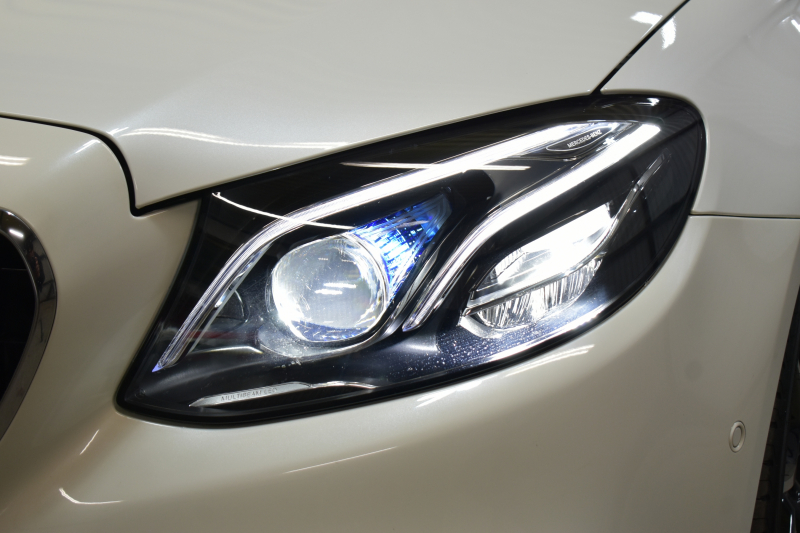 AMG Eクラス E53 4ﾏﾁｯｸ+ ﾜｺﾞﾝ ISG搭載 ｴｸｽｸﾙｰｼﾌﾞP ﾚｰﾀﾞｰｾｰﾌﾃｨP ﾊﾟﾉﾗﾏｻﾝﾙｰﾌ 革 ﾍﾞﾝﾁﾚｰﾀｰ ﾏｯｻｰｼﾞ ﾌﾞﾙﾒｽﾀｰS HUD ﾌｯﾄｹﾞｰﾄ ｴｱﾛ20AW ﾃﾞｨｽﾄﾛ ﾌﾞﾗｲﾝﾄﾞS ﾚｰﾝｷｰﾌﾟ ﾅﾋﾞTV 360ｶﾒﾗ ｷｰﾚｽｺﾞｰ 2年保証