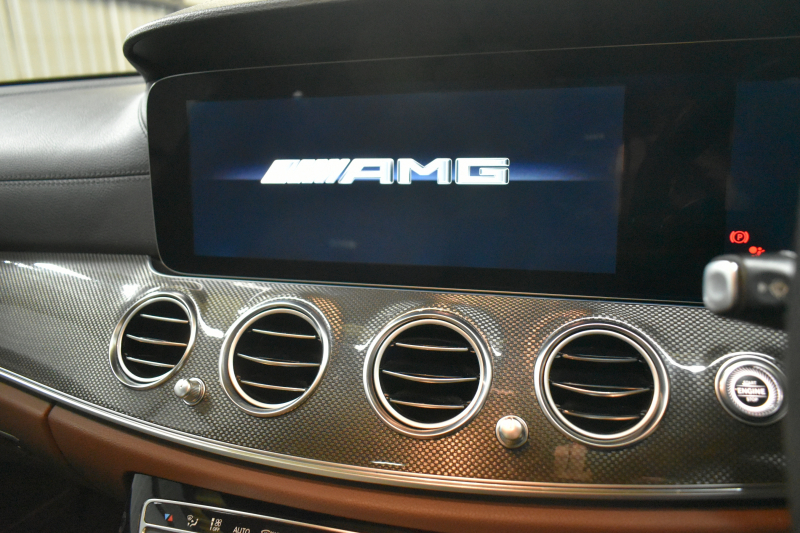 AMG Eクラス E53 4ﾏﾁｯｸ+ ﾜｺﾞﾝ ISG搭載 ｴｸｽｸﾙｰｼﾌﾞP ﾚｰﾀﾞｰｾｰﾌﾃｨP ﾊﾟﾉﾗﾏｻﾝﾙｰﾌ 革 ﾍﾞﾝﾁﾚｰﾀｰ ﾏｯｻｰｼﾞ ﾌﾞﾙﾒｽﾀｰS HUD ﾌｯﾄｹﾞｰﾄ ｴｱﾛ20AW ﾃﾞｨｽﾄﾛ ﾌﾞﾗｲﾝﾄﾞS ﾚｰﾝｷｰﾌﾟ ﾅﾋﾞTV 360ｶﾒﾗ ｷｰﾚｽｺﾞｰ 2年保証