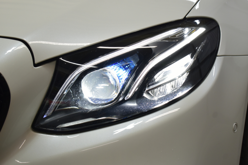 AMG Eクラス E53 4ﾏﾁｯｸ+ ﾜｺﾞﾝ ISG搭載 ｴｸｽｸﾙｰｼﾌﾞP ﾚｰﾀﾞｰｾｰﾌﾃｨP ﾊﾟﾉﾗﾏｻﾝﾙｰﾌ 革 ﾍﾞﾝﾁﾚｰﾀｰ ﾏｯｻｰｼﾞ ﾌﾞﾙﾒｽﾀｰS HUD ﾌｯﾄｹﾞｰﾄ ｴｱﾛ20AW ﾃﾞｨｽﾄﾛ ﾌﾞﾗｲﾝﾄﾞS ﾚｰﾝｷｰﾌﾟ ﾅﾋﾞTV 360ｶﾒﾗ ｷｰﾚｽｺﾞｰ 2年保証